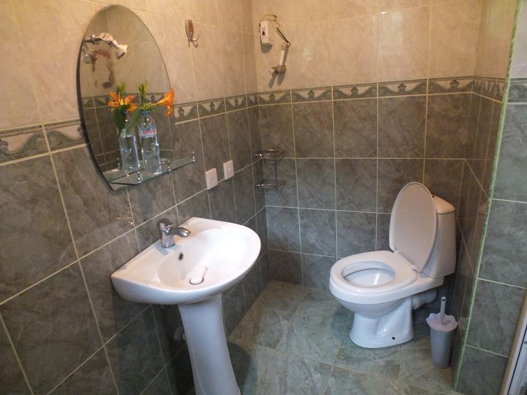 Guest House Lazuri Szarpi Kültér fotó