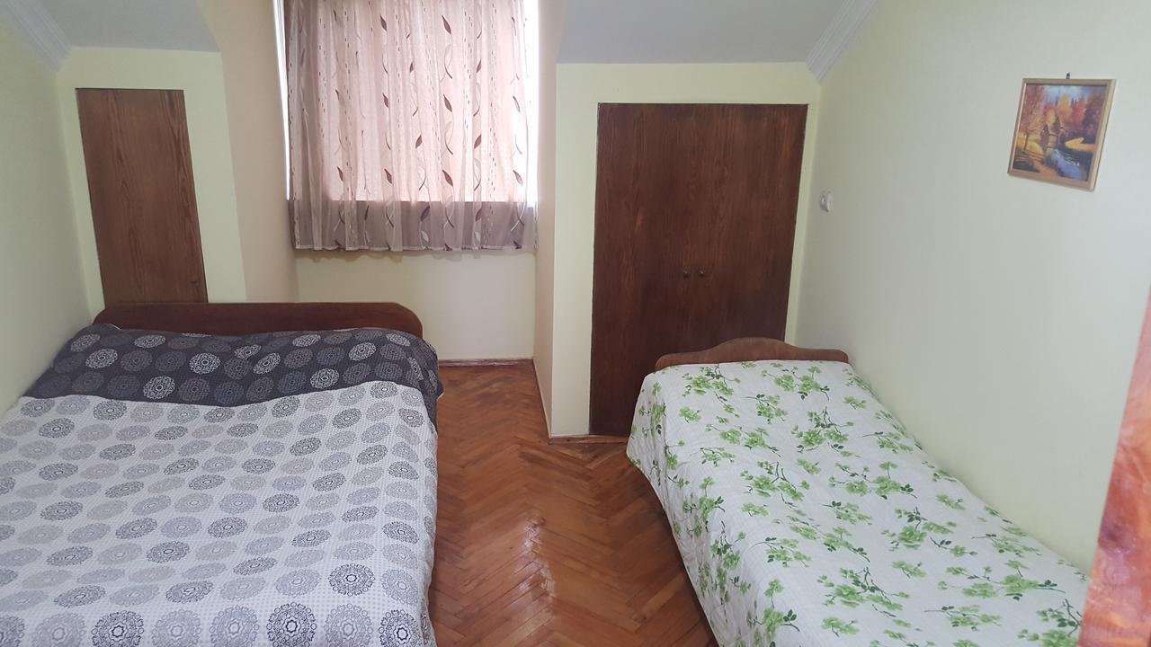 Guest House Lazuri Szarpi Kültér fotó